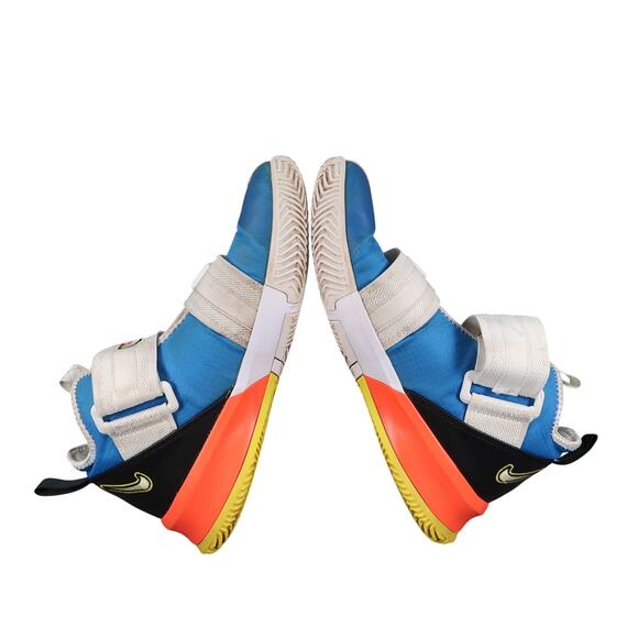 Nike Shoes Youth 5.5 Basketball Sneakers LeBron Soldier 13 GS Sport Athletic - Picture 9 of 12